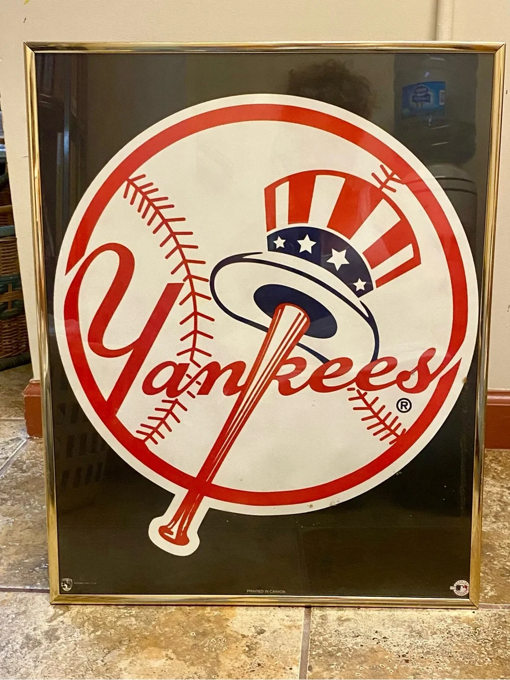 Yankees Framed Wall Art & License Plate Holder